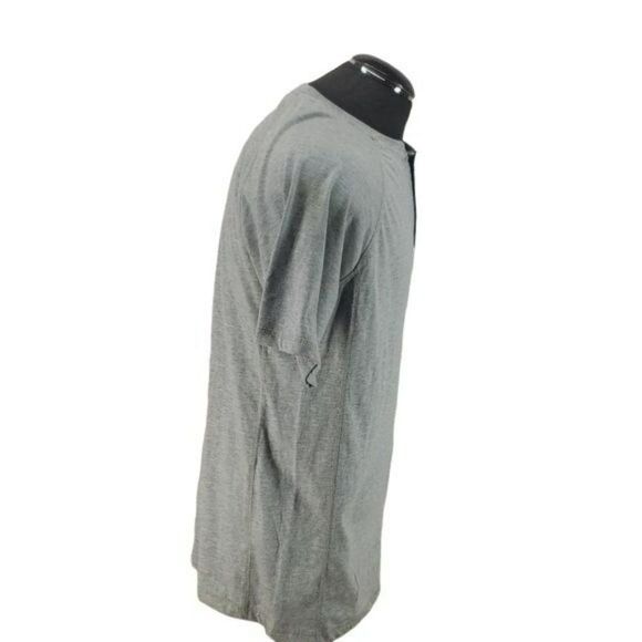 OT Revolution Men's Athletic Grey 2 Button Short‎ Sleeve T Shirt Size Medium - Picture 2 of 6